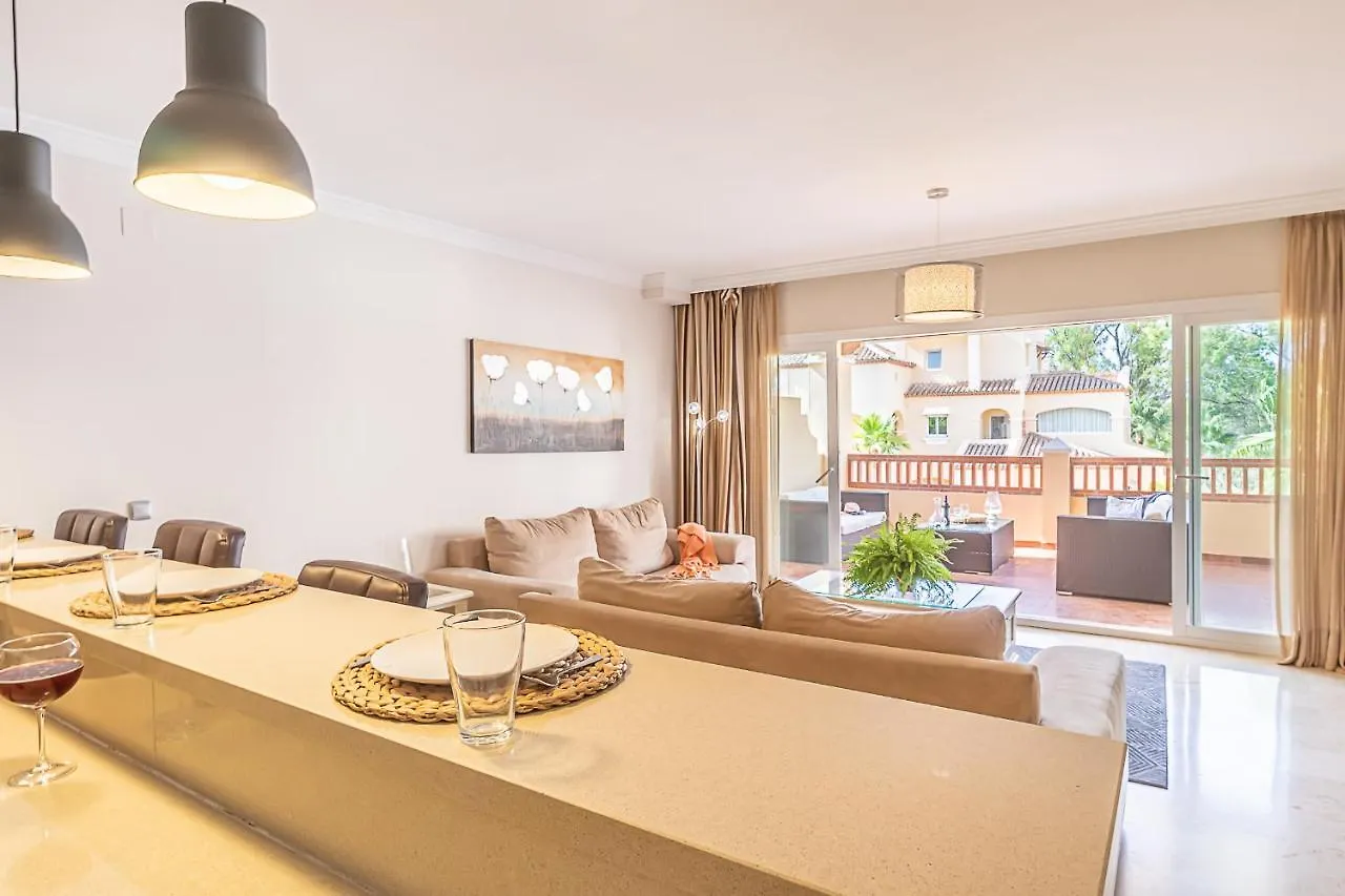 Pool Apartament Marques De Atalaya Apartment Estepona Spain