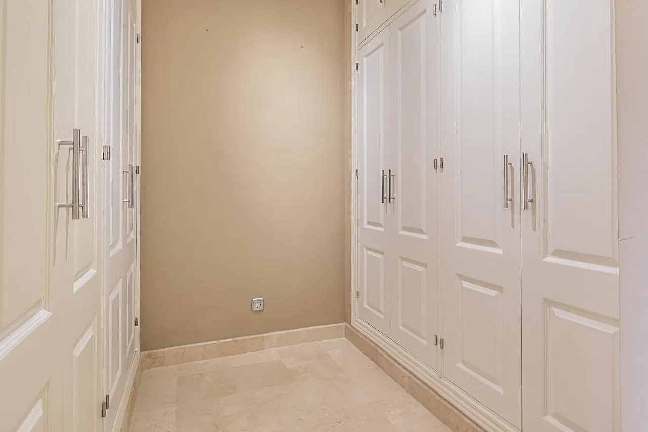 Pool Apartament Marques De Atalaya Appartamento Estepona 0*,  Spagna